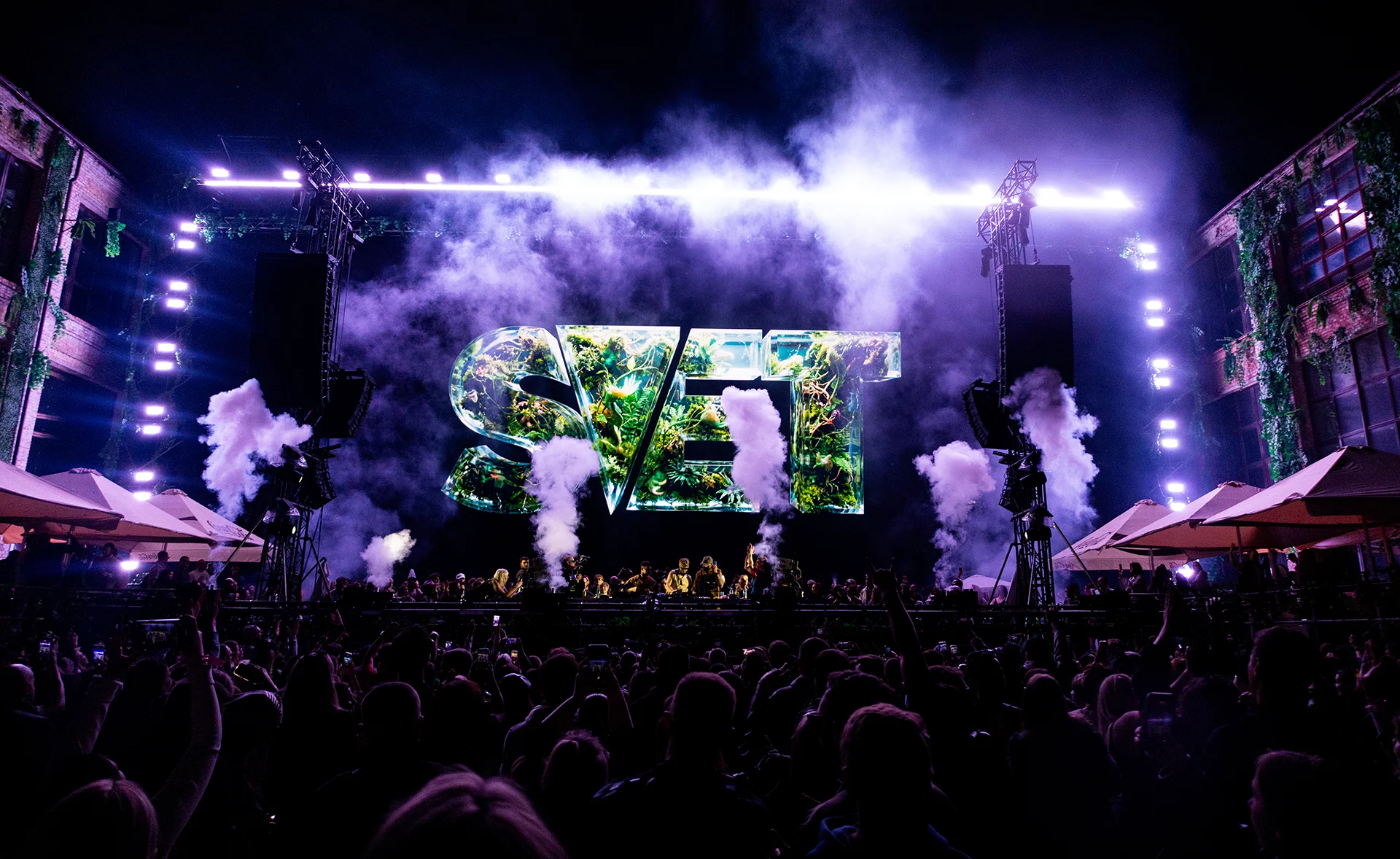 Artzavod Platform — visual timecode show, storyline visuals, mascots, and logo content for a festival